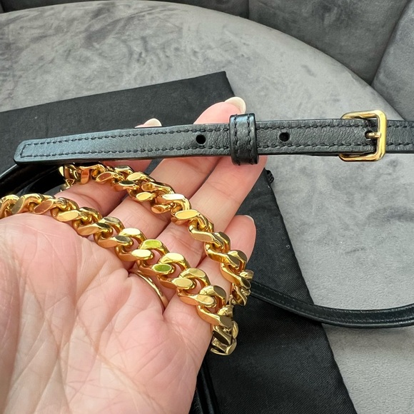 Yves Saint Laurent Envelope Crossbody Bag - Picture 12 of 17